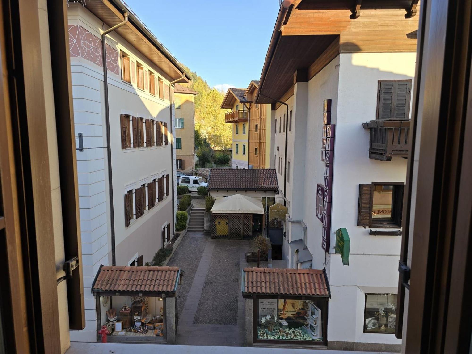 Elveshome - Alpine Stay Apartments Predazzo Eksteriør billede